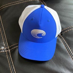 Costa Mens hat- adjustable- breathable mesh. NWOT blue